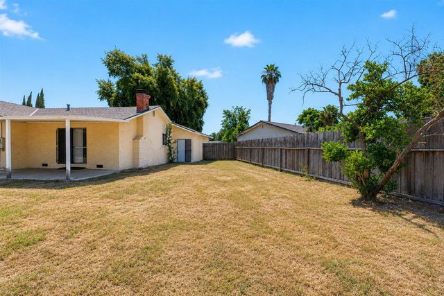 2061 Juanita Ct, Modesto, CA 95350