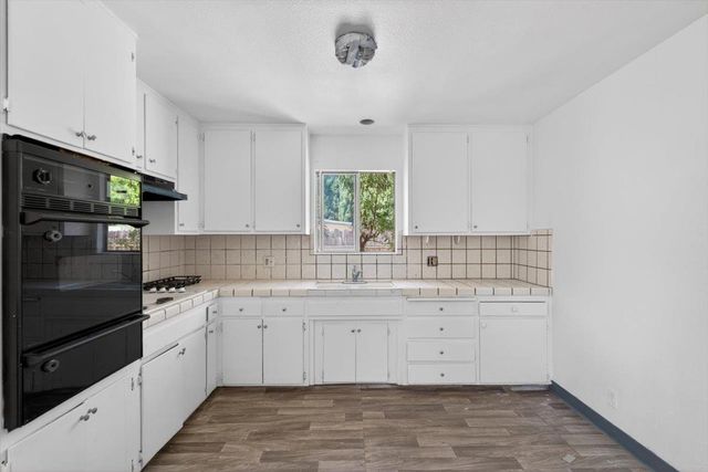 2061 Juanita Ct, Modesto, CA 95350