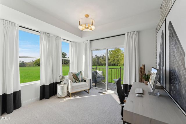 620 Hedrick Ridge Road 112, Cary, NC 27519