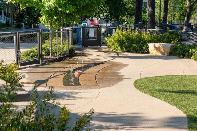 620 Hedrick Ridge Road 112, Cary, NC 27519