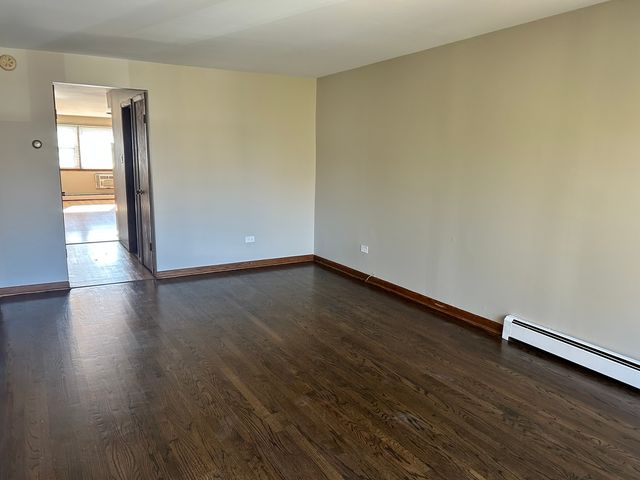 5645 W 63rd Place 2, Chicago, IL 60638