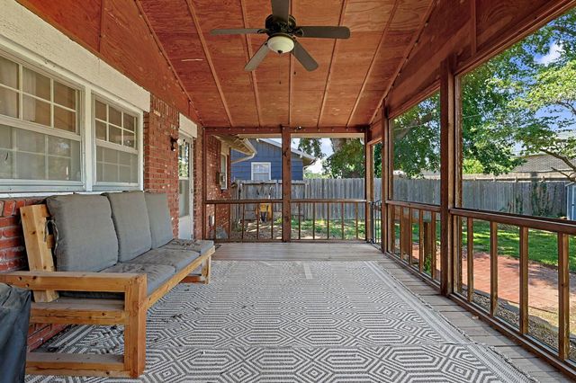6414 E 12th St, Wichita, KS 67206