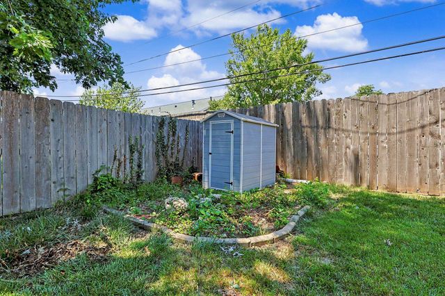6414 E 12th St, Wichita, KS 67206