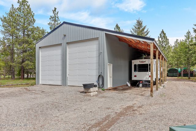 299 Cardinal LN, Spirit Lake, ID 83869