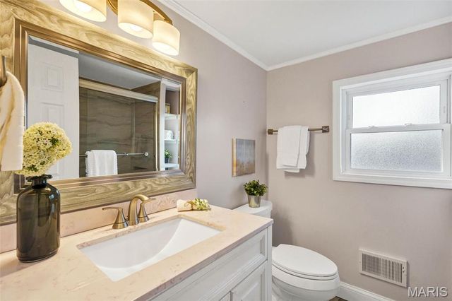 651 Cleveland Avenue, Kirkwood, MO 63122