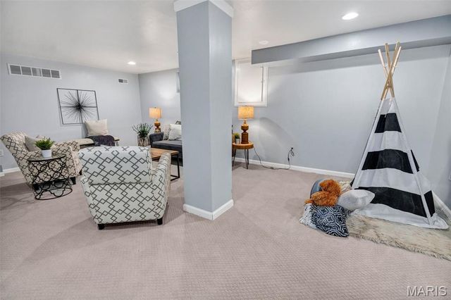 651 Cleveland Avenue, Kirkwood, MO 63122