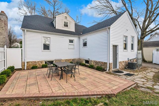 651 Cleveland Avenue, Kirkwood, MO 63122