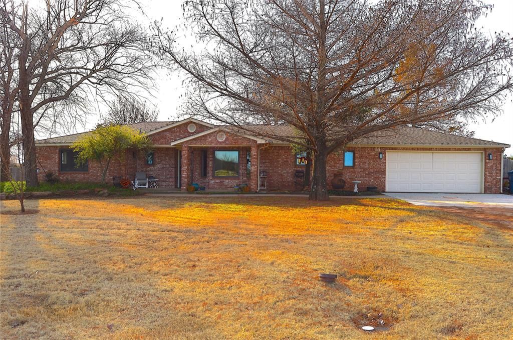 5232 E Tyler Drive, Tuttle, OK 73089