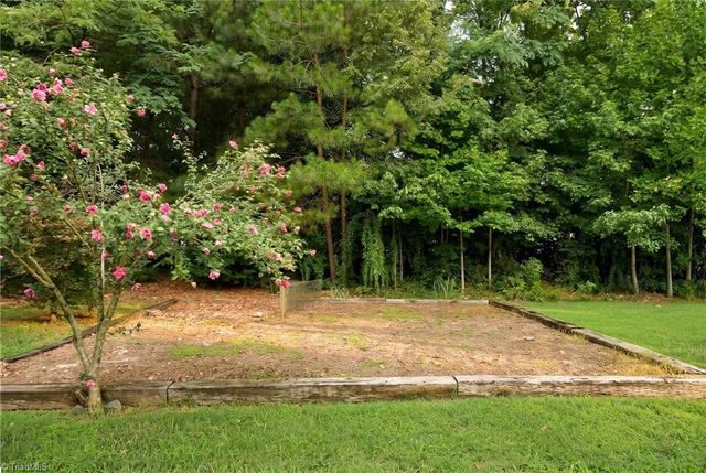 251 Star Light Drive, Lexington, NC 27295