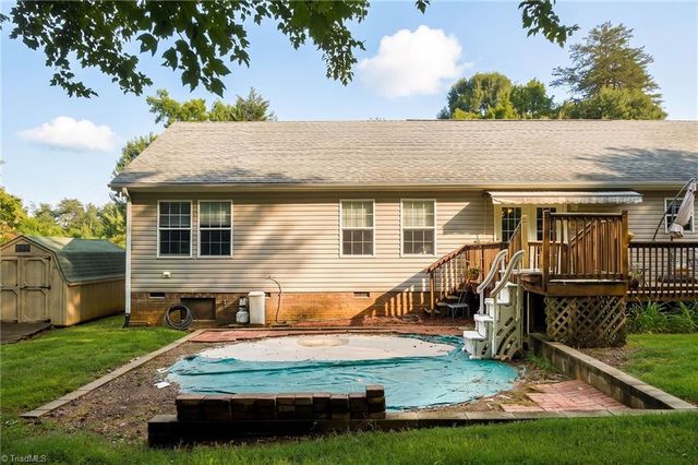 251 Star Light Drive, Lexington, NC 27295