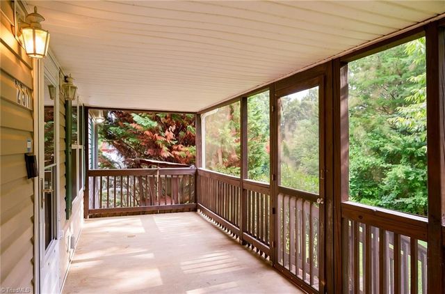 251 Star Light Drive, Lexington, NC 27295
