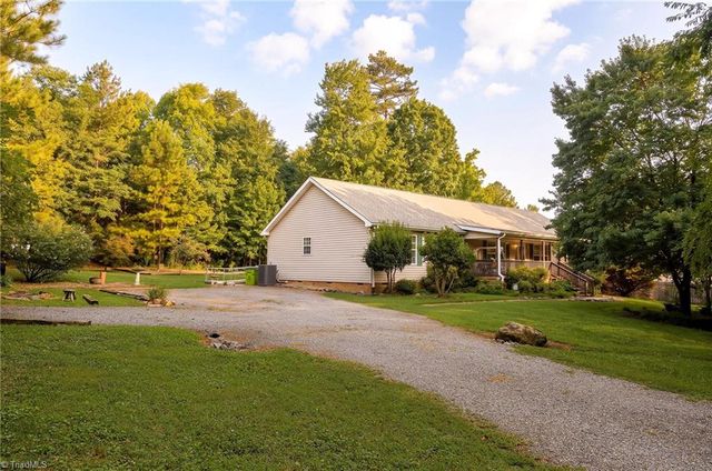 251 Star Light Drive, Lexington, NC 27295