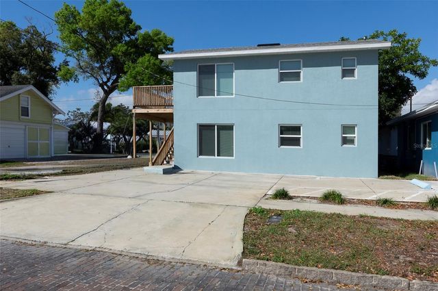 454 21ST STREET N, St Petersburg, FL 33713