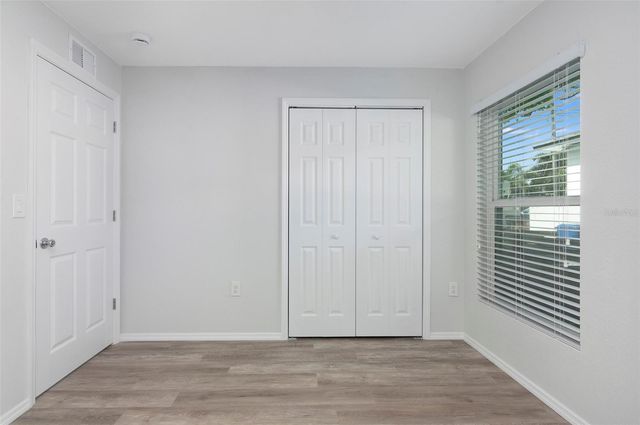 454 21ST STREET N, St Petersburg, FL 33713