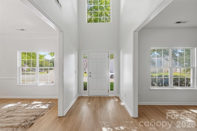 2700 Piersland Drive, Matthews, NC 28104