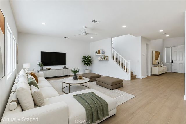 15740 Parry Peak Drive, Fontana, CA 92336