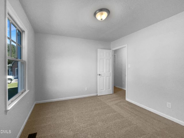 2709 Leabrook Drive, Fayetteville, NC 28306