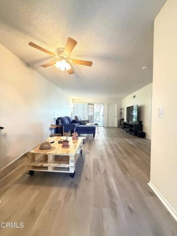 8672 Henderson Road, Ventura, CA 93004