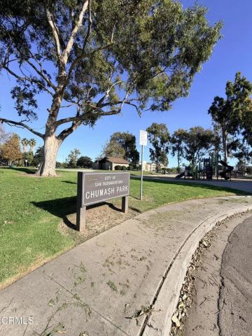 8672 Henderson Road, Ventura, CA 93004