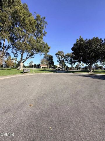 8672 Henderson Road, Ventura, CA 93004