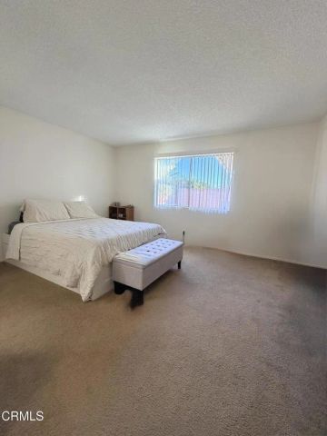 8672 Henderson Road, Ventura, CA 93004