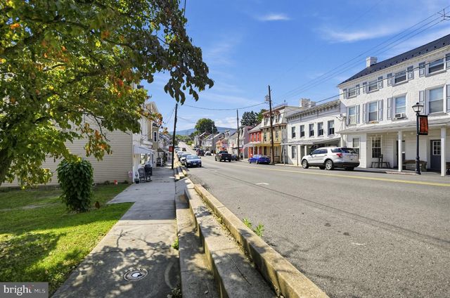 141 CUMBERLAND ST, Clear Spring, MD 21722