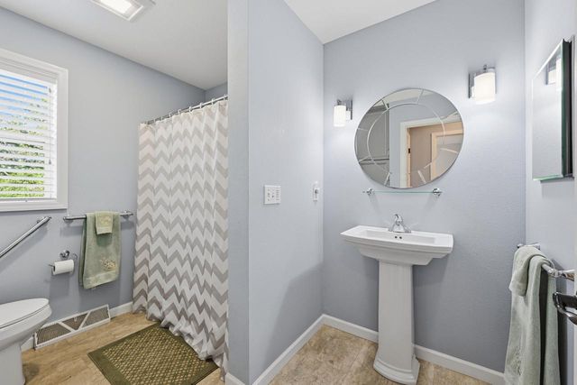 W8131 Bay View DRIVE, Whitewater, WI 53190