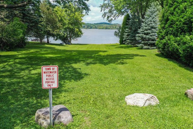 W8131 Bay View DRIVE, Whitewater, WI 53190