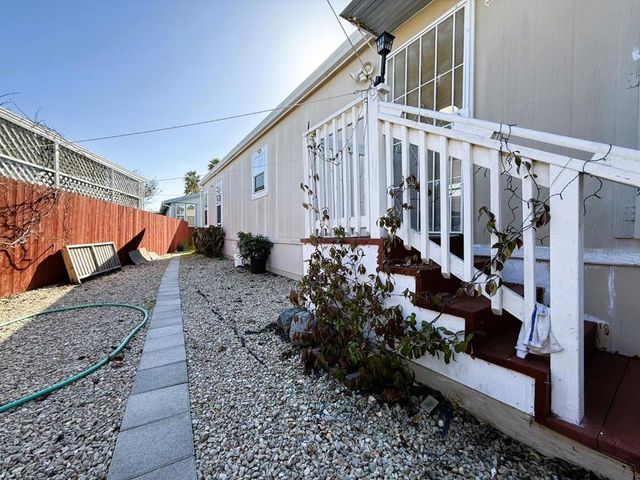 595 Hermitage Drive, San Jose, CA 95131