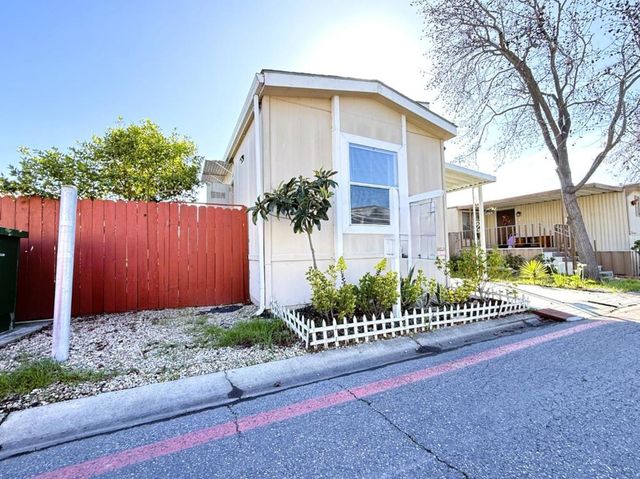 595 Hermitage Drive, San Jose, CA 95131