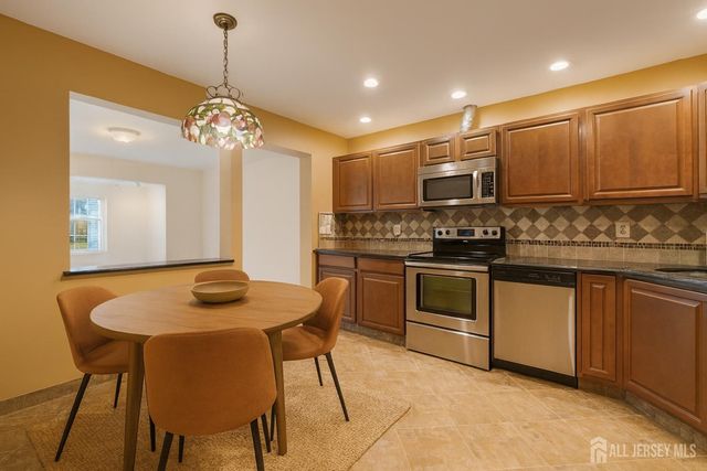 14-B John Paul Jones Drive B, Monroe, NJ 08831