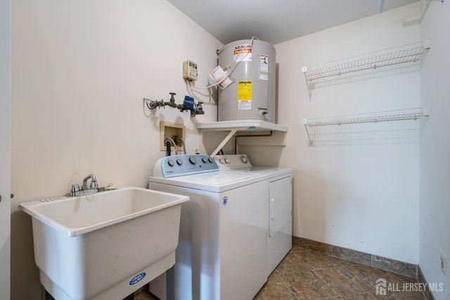 14-B John Paul Jones Drive B, Monroe, NJ 08831