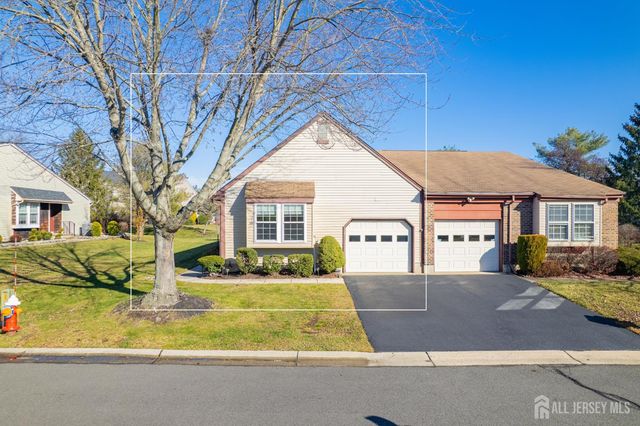 14-B John Paul Jones Drive B, Monroe, NJ 08831