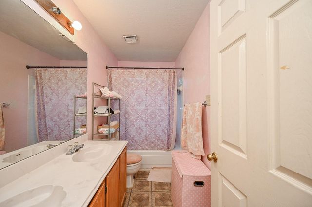 13739 Sablebend Lane, Houston, TX 77014