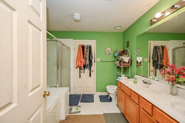 13739 Sablebend Lane, Houston, TX 77014