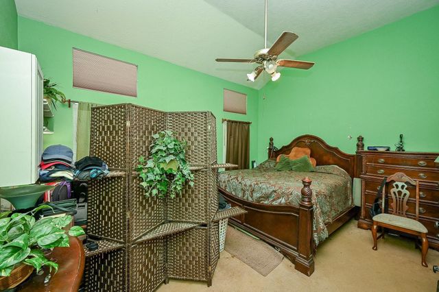 13739 Sablebend Lane, Houston, TX 77014