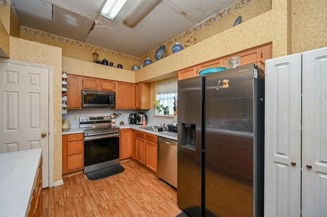 13739 Sablebend Lane, Houston, TX 77014