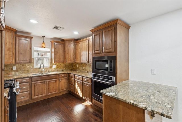 3228 Cashion Place, Oklahoma City, OK 73112