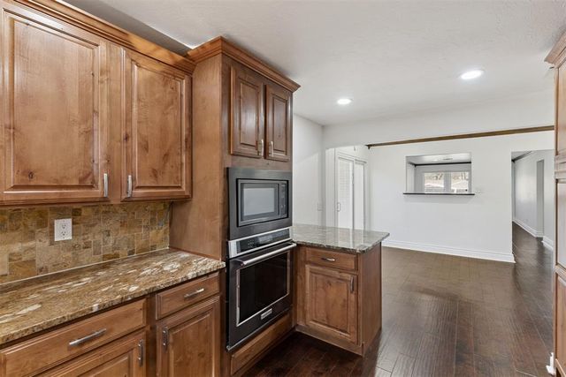 3228 Cashion Place, Oklahoma City, OK 73112