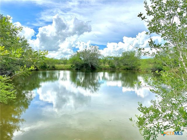 1780 Nursery Drive, Nursery, TX 77976