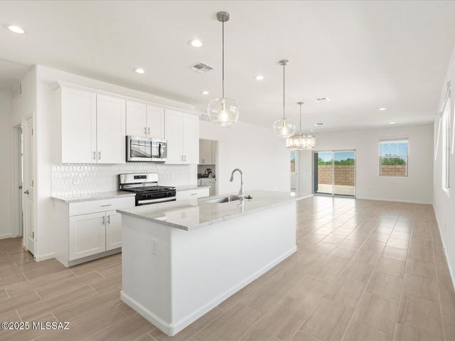 12688 E Caden Drive, Vail, AZ 85641