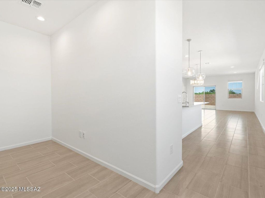 12688 E Caden Drive, Vail, AZ 85641