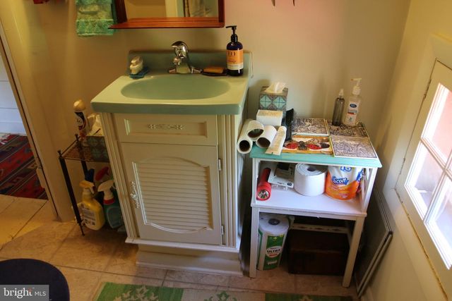 251 BARCLAYS RUN LN, Gore, VA 22637