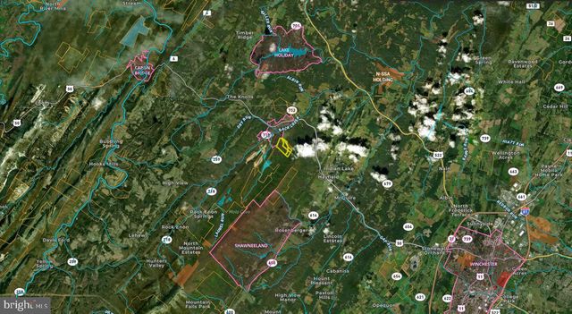 251 BARCLAYS RUN LN, Gore, VA 22637