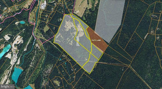 251 BARCLAYS RUN LN, Gore, VA 22637