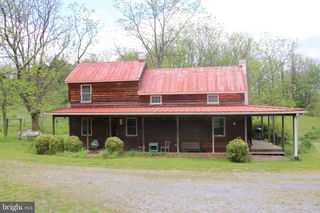 251 BARCLAYS RUN LN, Gore, VA 22637