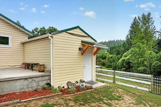 20803 W Euclid Rd, Spokane, WA 99022