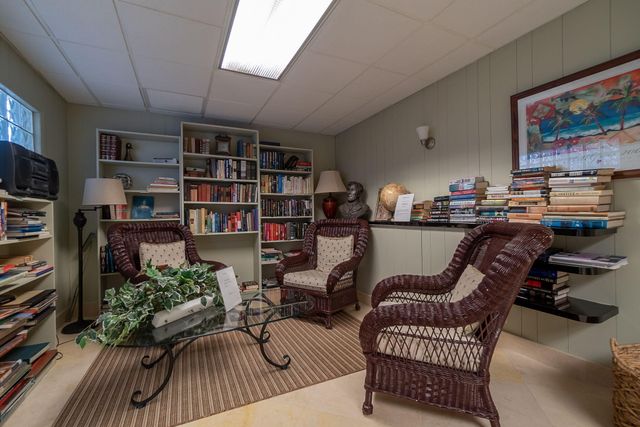 5600 N Flagler Drive 2201, West Palm Beach, FL 33407