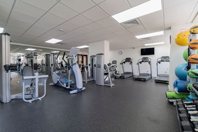 5600 N Flagler Drive 2201, West Palm Beach, FL 33407