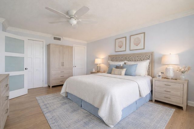 5600 N Flagler Drive 2201, West Palm Beach, FL 33407